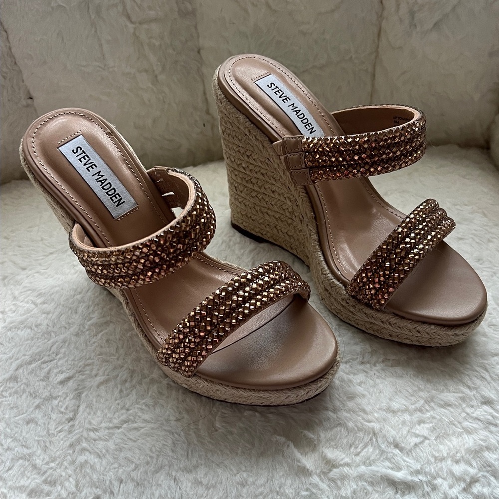 Steve Madden Sparkling Metallic Gold Wedges